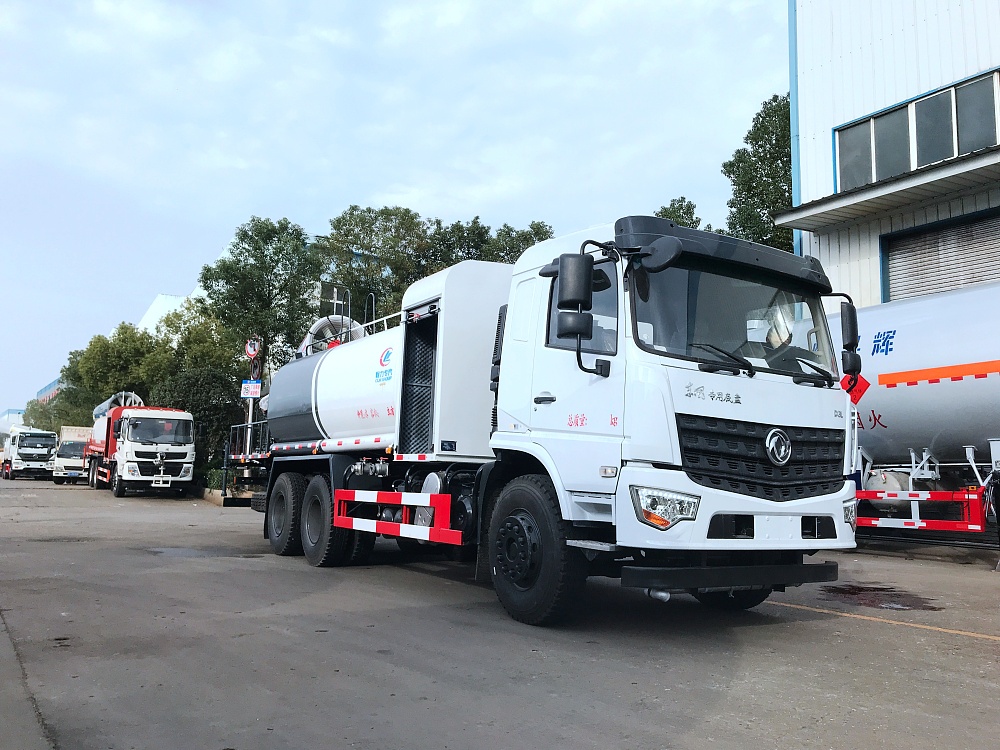 國六東風專底D3L 16立方后雙橋抑塵車