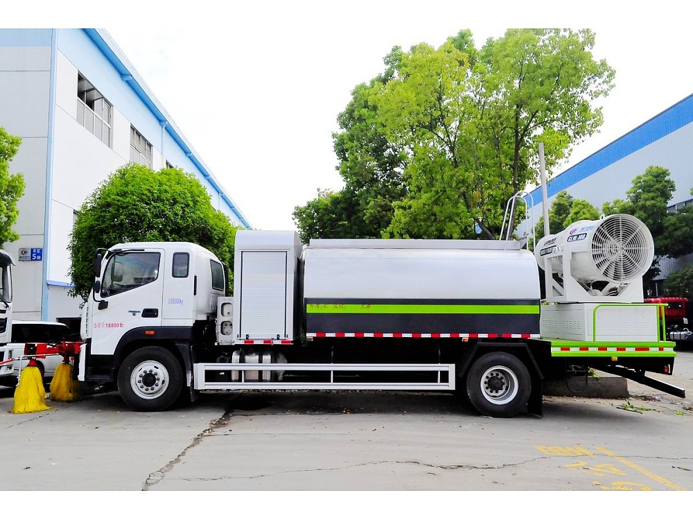 國(guó)六福田歐馬可10方霧炮車(chē)/50-100米霧炮