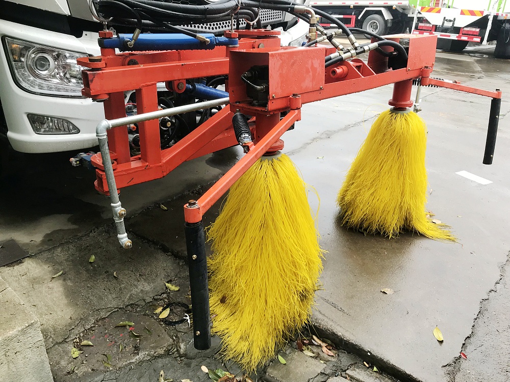 國(guó)六福田歐馬可10方霧炮車(chē)/50-100米霧炮