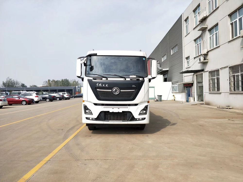 國六16方東風天龍后雙橋抑塵車60-120米