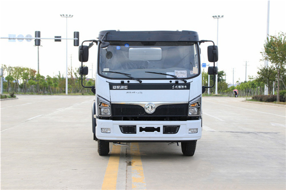 國六東風(fēng)福瑞卡10噸灑水車