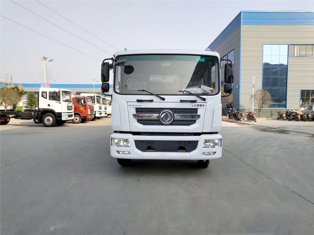 國(guó)六12方東風(fēng)D9抑塵車50-100米