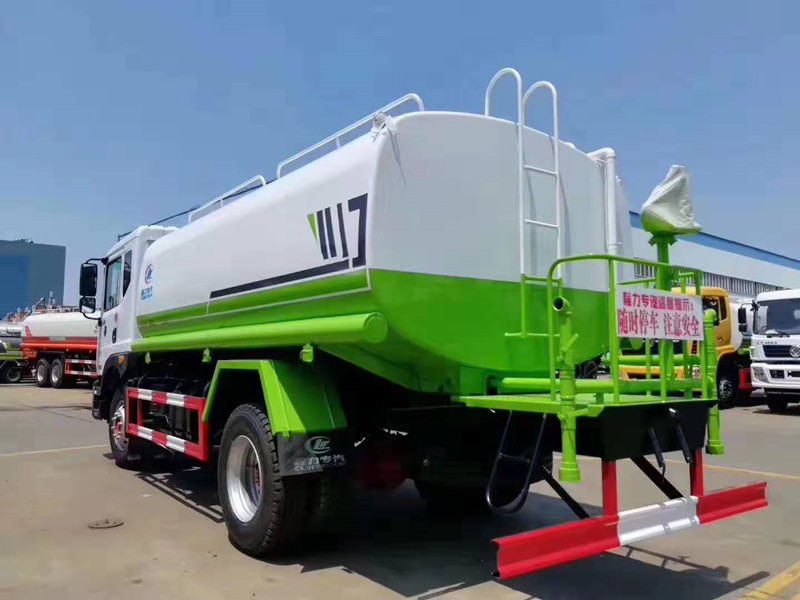 國六東風大多利卡D9 14方灑水車