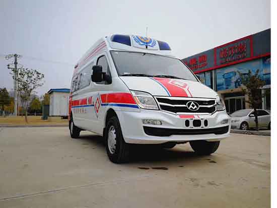 上汽大通長(zhǎng)軸高頂救護(hù)車(chē)