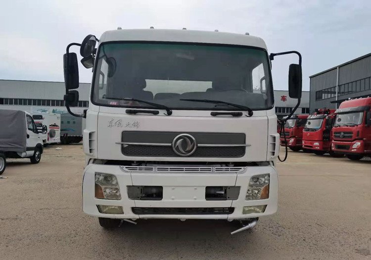 二手東風天錦十五噸灑水車