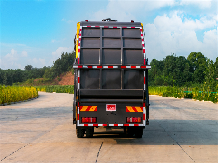 國六重汽汕德卡前四后八25方壓縮垃圾車